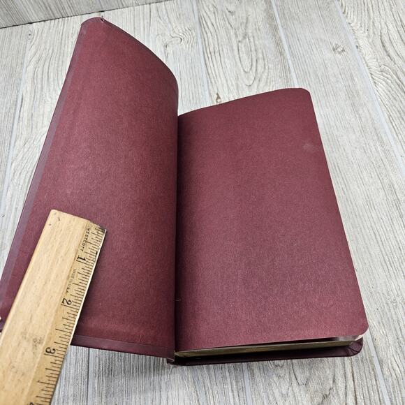 Jesus Calling Devotional Bible NKJV Thomas Nelson Brown‎ Leather Hardcover Gift - Picture 5 of 12